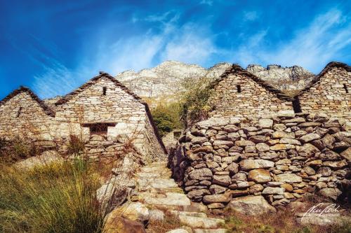 LBU010-08502-Alte-Rustici-am-Berg
